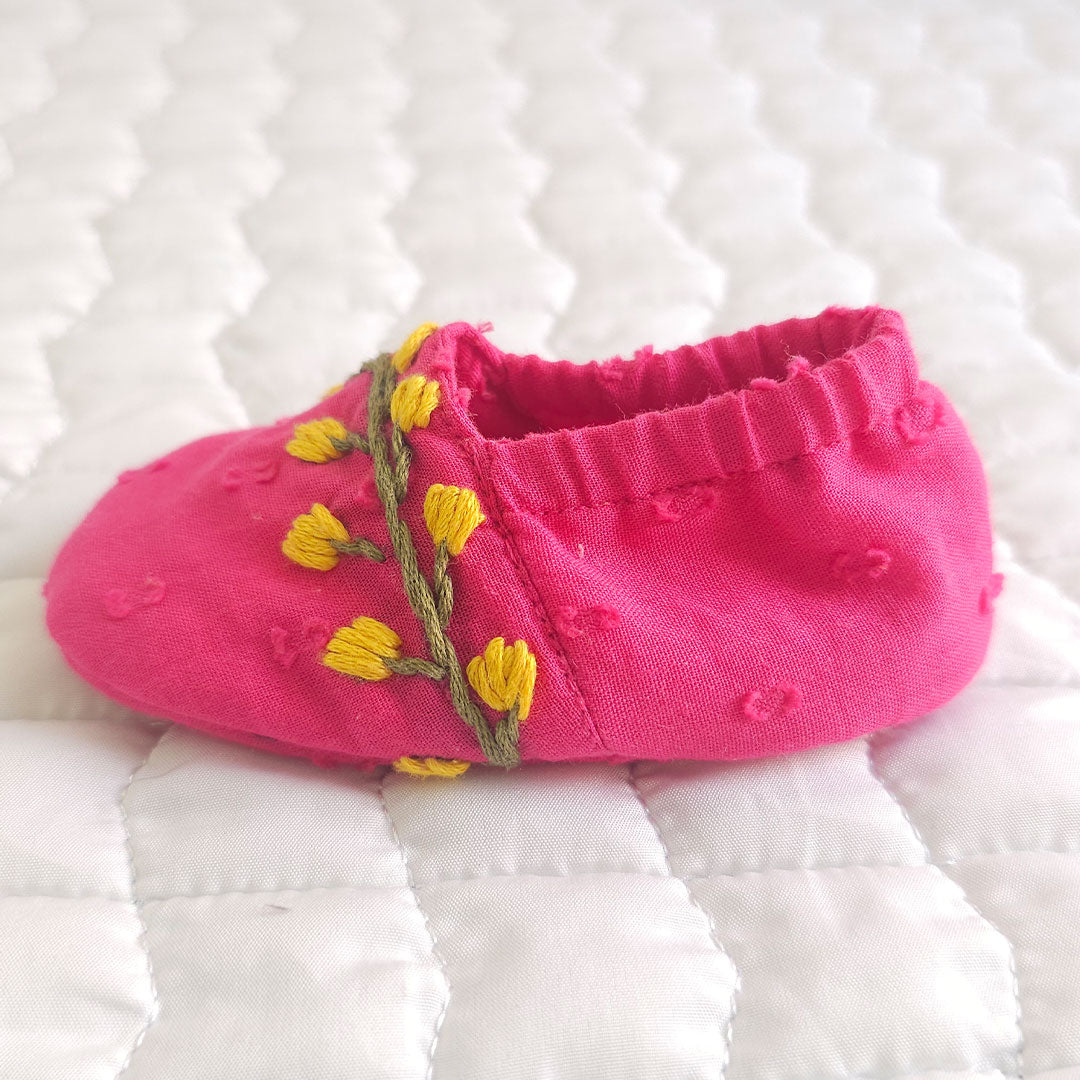 Keebee Organic Cotton Hot Pink Embroidered Baby Shoes - Yellow Flowers
