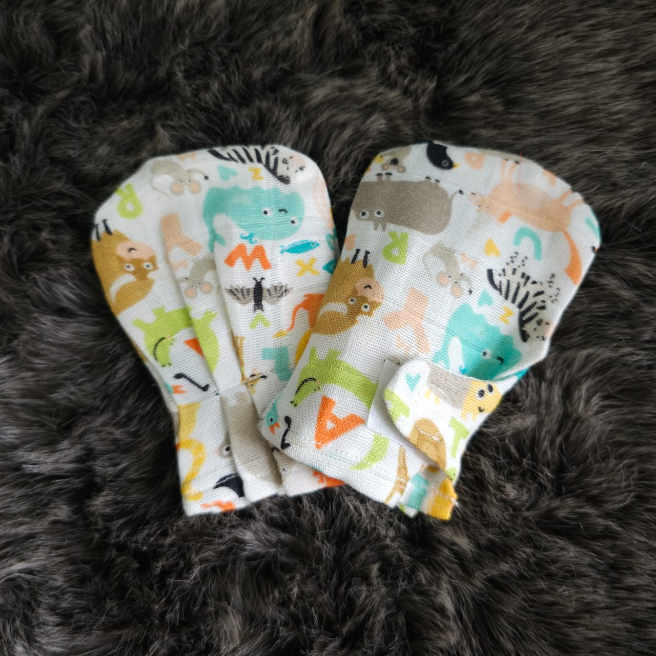 Keebee Organic Cotton Printed Baby Mittens - Animal Kingdom