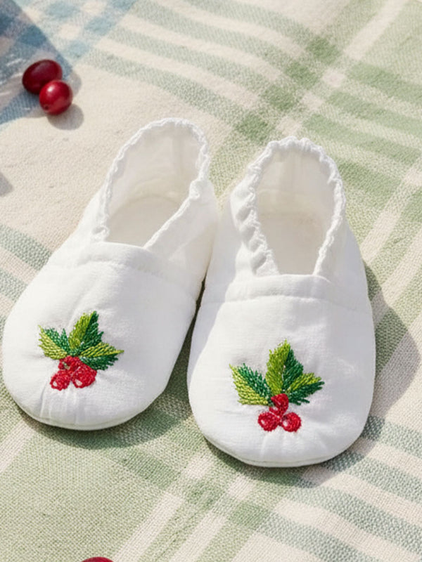 Embroidered White Baby Shoes - Merry Holly