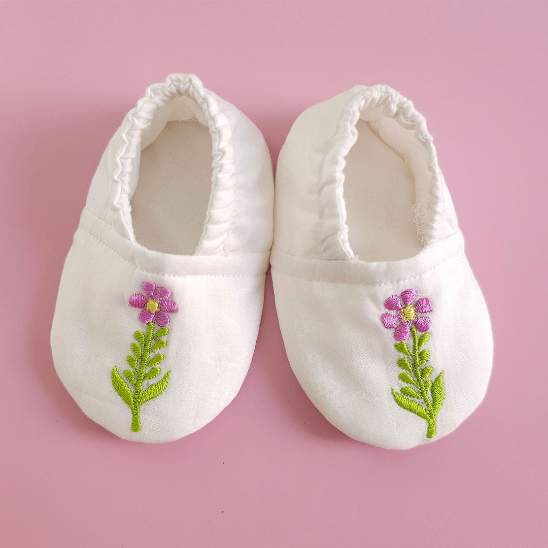 Keebee Organic Cotton Baby Girl Embroidered White Dress and Accessories Set - Rabbit