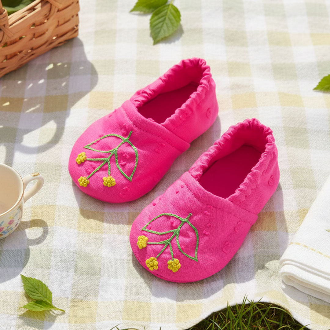 Keebee Organic Cotton Hot Pink Embroidered Baby Shoes - Garland of Flowers