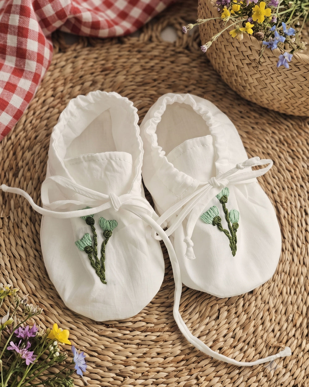 Baby Unisex Embroidered White Tie-Up Style Baby Booties – Greeny Bloom