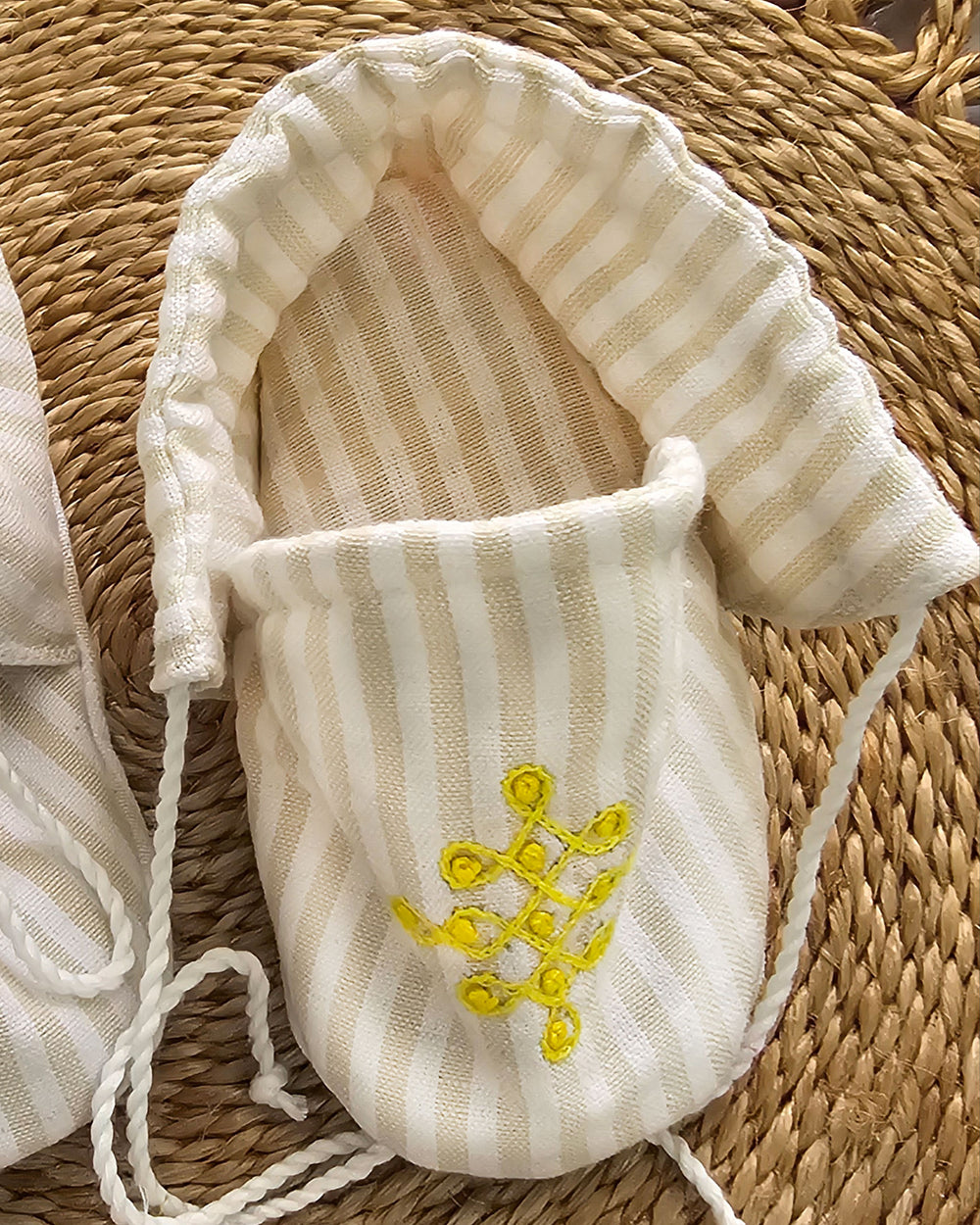 Baby Unisex Embroidered Beige and White Tie-Up Style Baby Booties – Rangoli