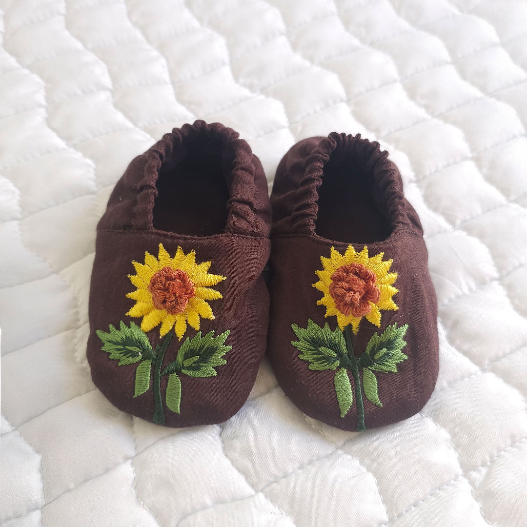 Keebee Organic Cotton Choco Brown Embroidered Baby Shoes - Sunflowers