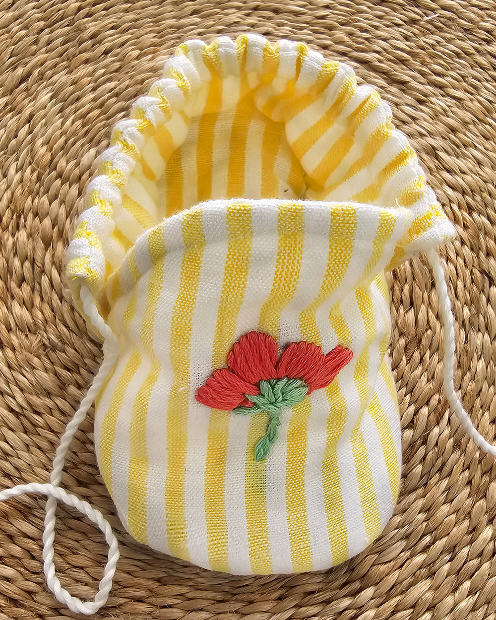 Baby Girl Embroidered Yellow and White Tie-Up Style Baby Booties – Little Red Flower