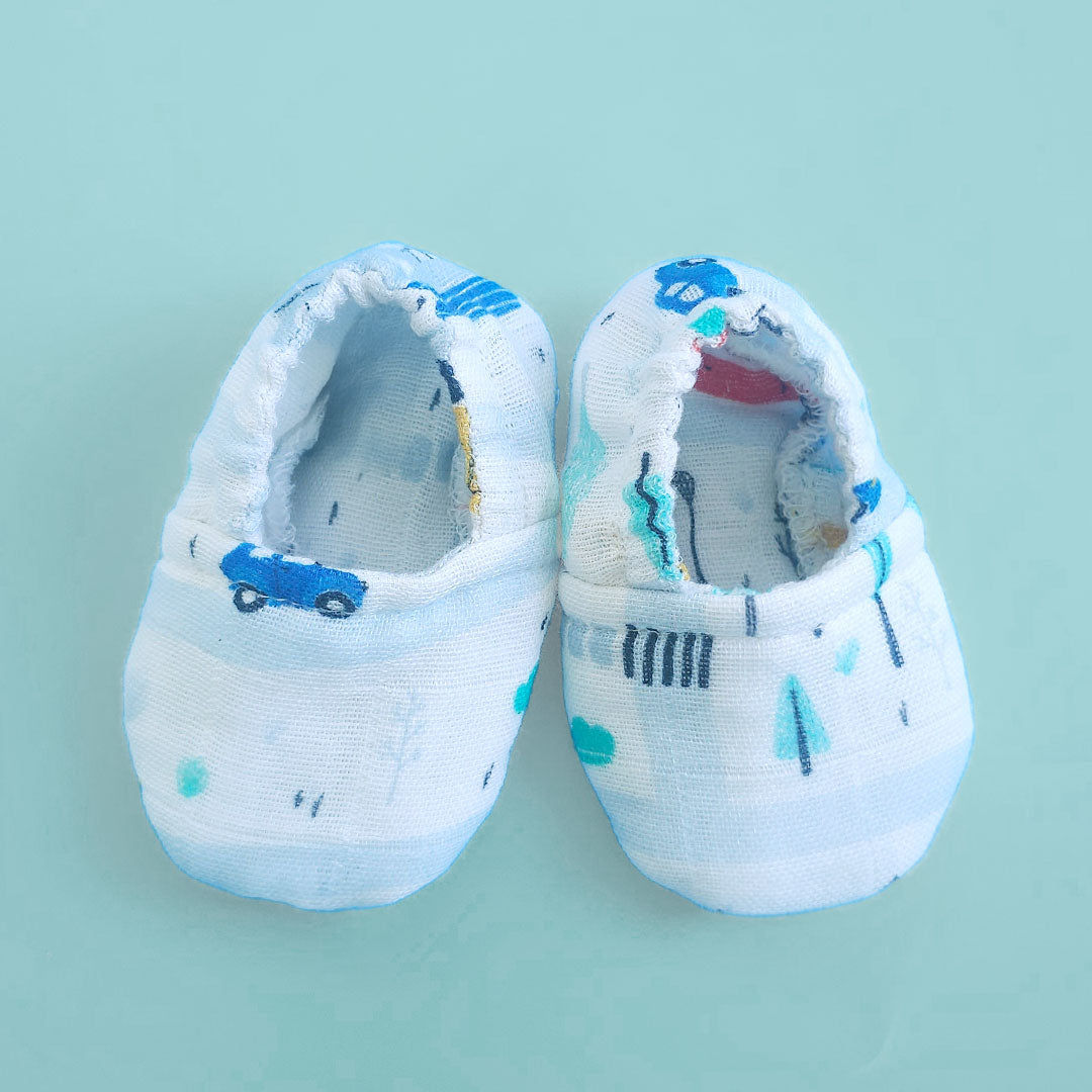 Keebee Organic Cotton Muslin Printed White Baby Shoes - Tiny Town