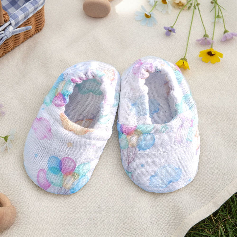 Muslin Printed White Baby Shoes - Bunny with Balloons