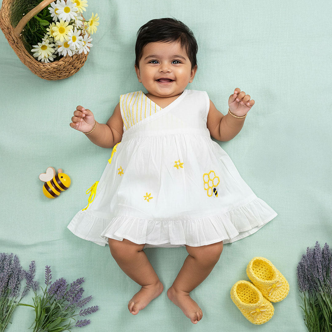 ka-ca様のbaby dress レモン Keebee Organic Cotton White Hand Embroidered Wrap Dress