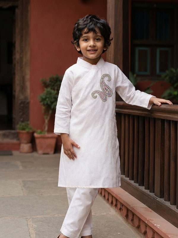 Boys Embroidered White Kurta paired with Pajama Pants - Paisley